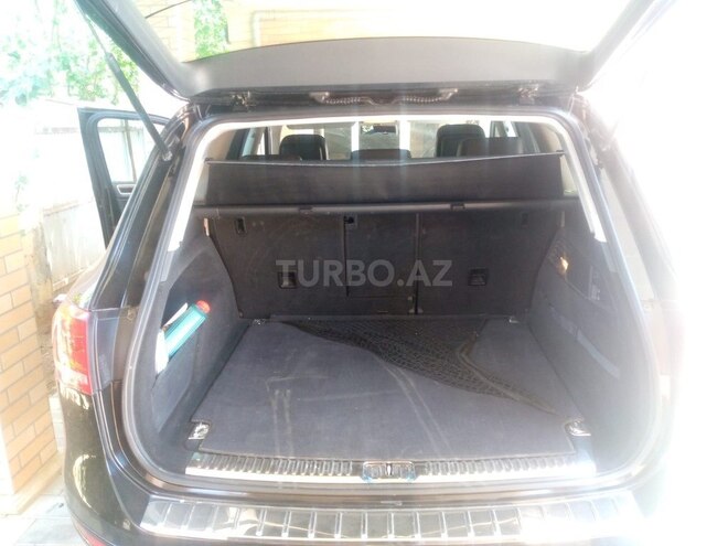 Volkswagen Touareg-9