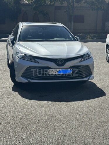 Toyota Camry-3
