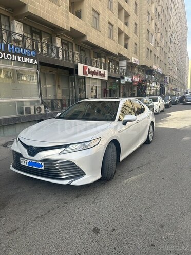 Toyota Camry-4