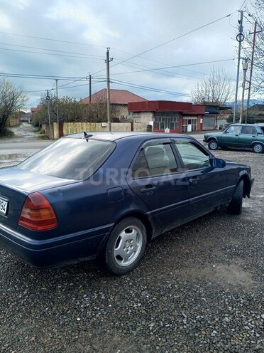Mercedes C 180-6