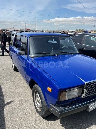 LADA (VAZ) 2107-1