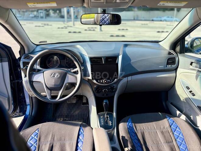 Hyundai Accent-3