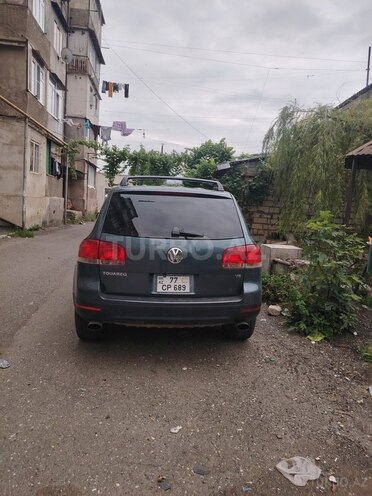 Volkswagen Touareg-5