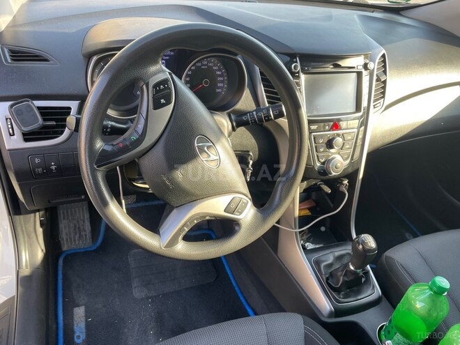 Hyundai i30-12