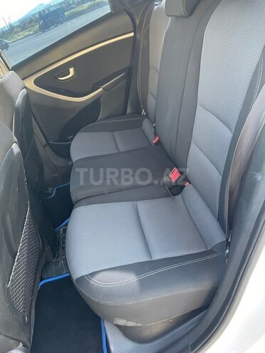 Hyundai i30-14