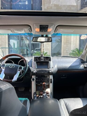 Toyota Land Cruiser Prado-3