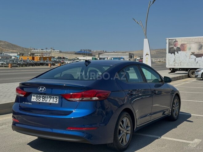 Hyundai Sonata-8
