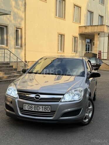 Opel Astra-1