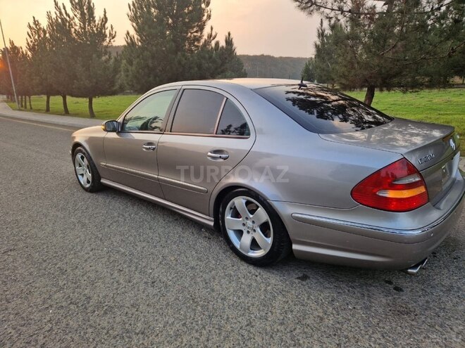 Mercedes E 320-4