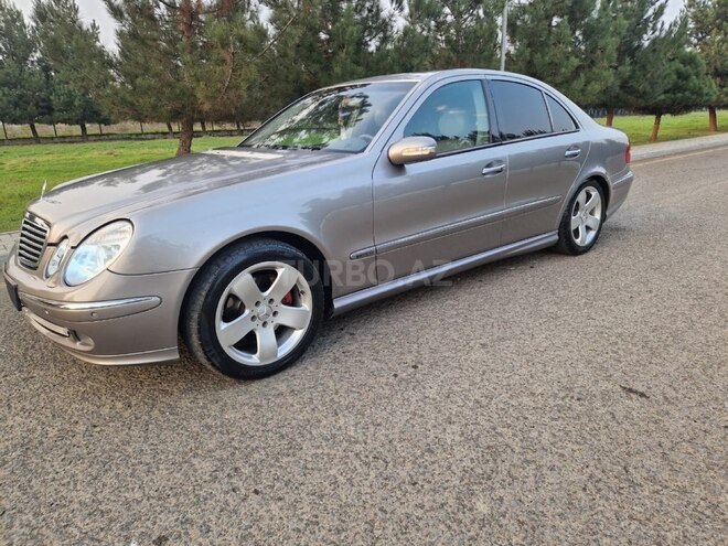 Mercedes E 320-8