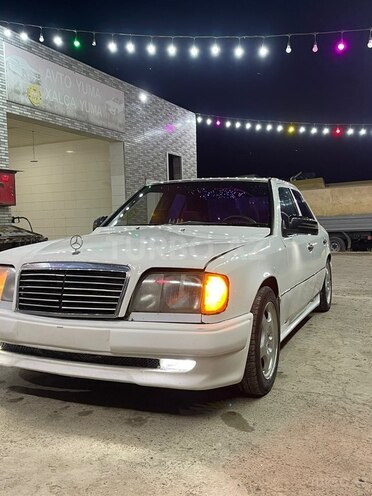 Mercedes 250 D-3