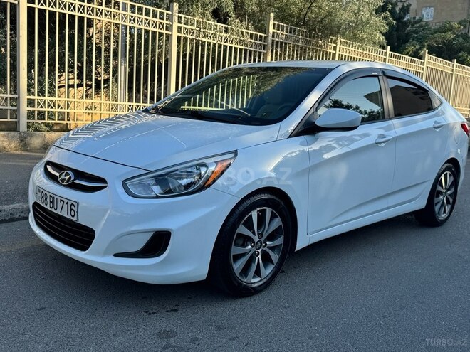 Hyundai Accent-6
