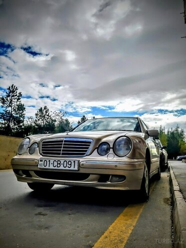 Mercedes E 270-14