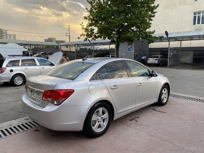 Chevrolet Cruze-5