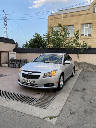 Chevrolet Cruze-1