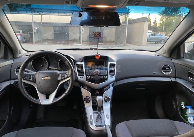 Chevrolet Cruze-8