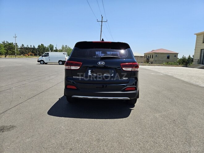 Kia Sorento-2