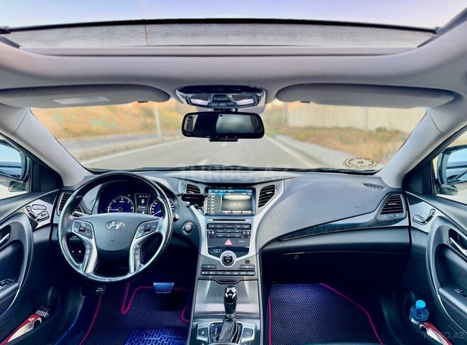 Hyundai Grandeur-13