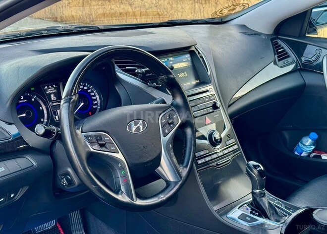 Hyundai Grandeur-15