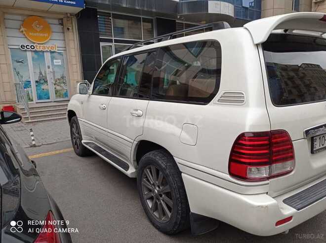 Toyota Land Cruiser-7