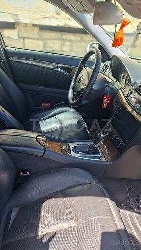 Mercedes E 200-7
