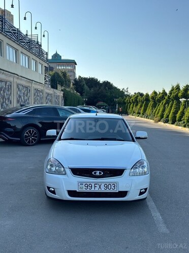 LADA (VAZ) Priora-2