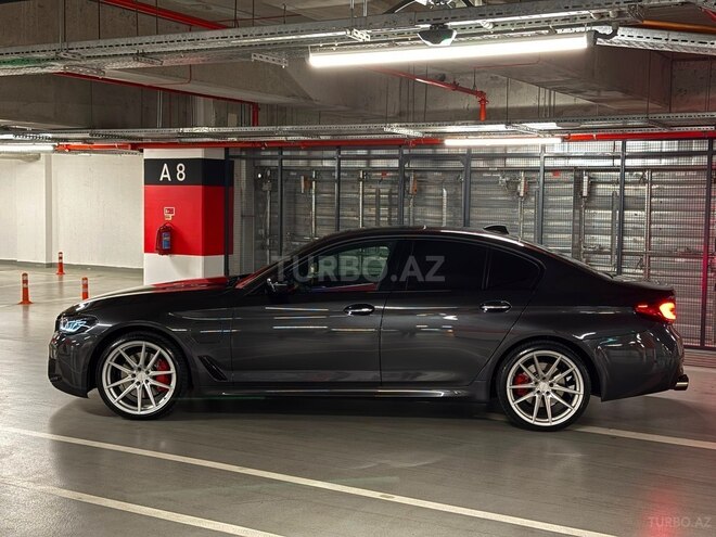 BMW 530e-9