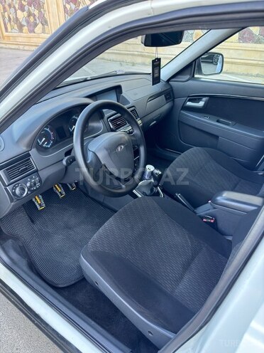 LADA (VAZ) Priora-14