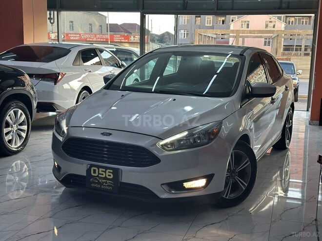 Ford Focus-1