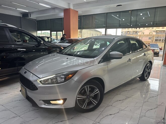 Ford Focus-2
