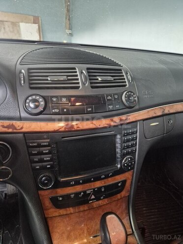 Mercedes E 240-14