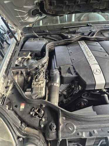 Mercedes E 240-7