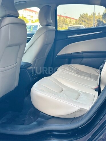 Ford Fusion (North America)-9