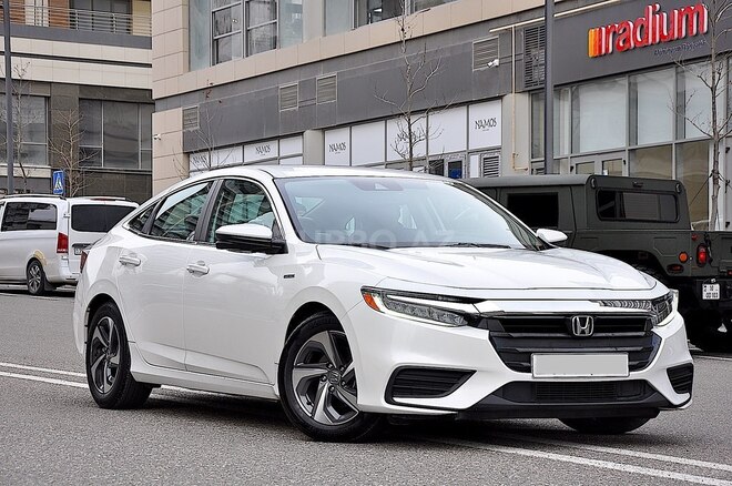 Honda Insight-1