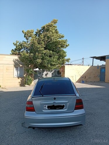 Opel Vectra-2
