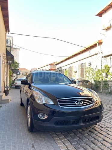 Infiniti EX35-3