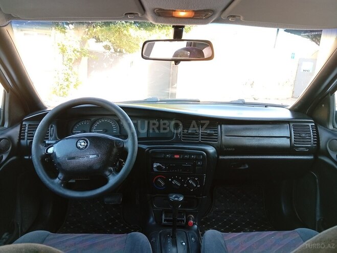 Opel Vectra-10
