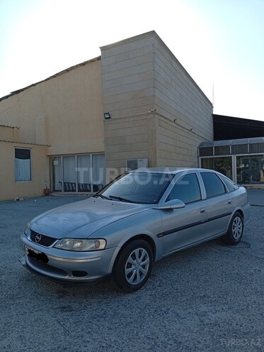 Opel Vectra-6