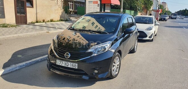 Nissan Note-7