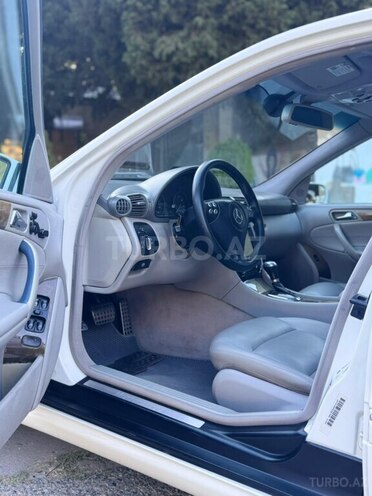 Mercedes C 230-12