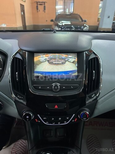 Chevrolet Cruze-8