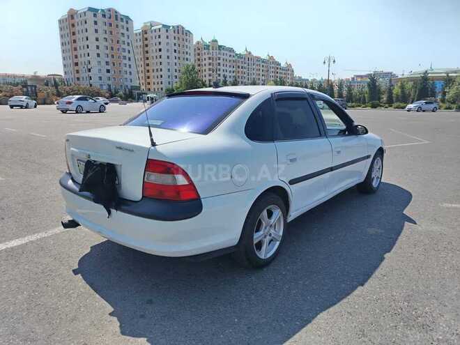 Opel Vectra-10