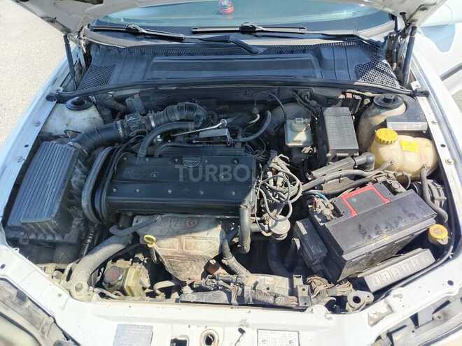 Opel Vectra-9