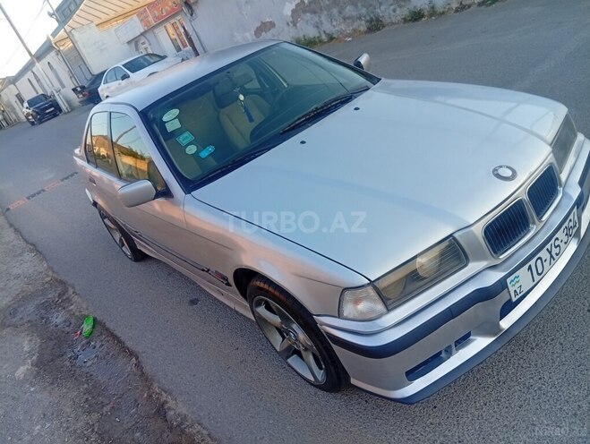 BMW 318-5