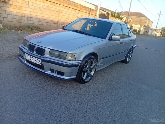 BMW 318-3