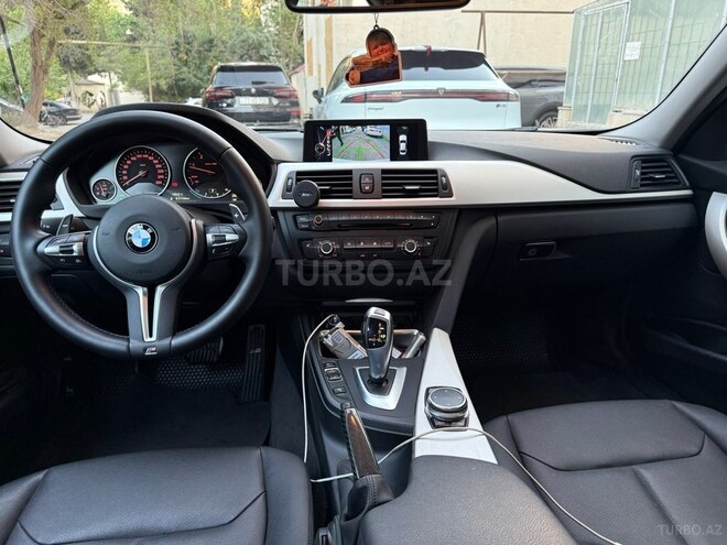 BMW 320d-15