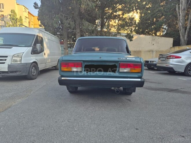 LADA (VAZ) 2107-2