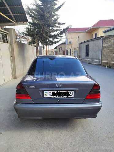 Mercedes C 200-2