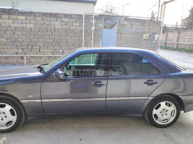 Mercedes C 200-8