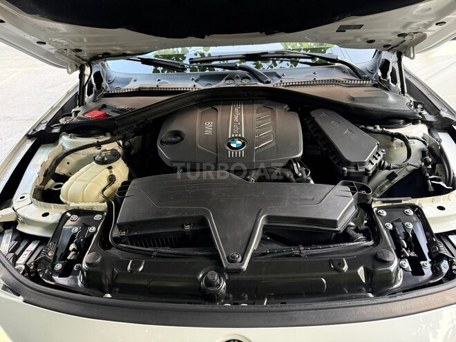 BMW 320d-19